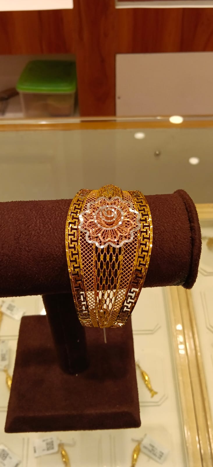 Ladies Bracelet